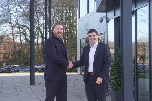 (L-R) Nick Darrall with Leandro Gasparini (both iconsys)